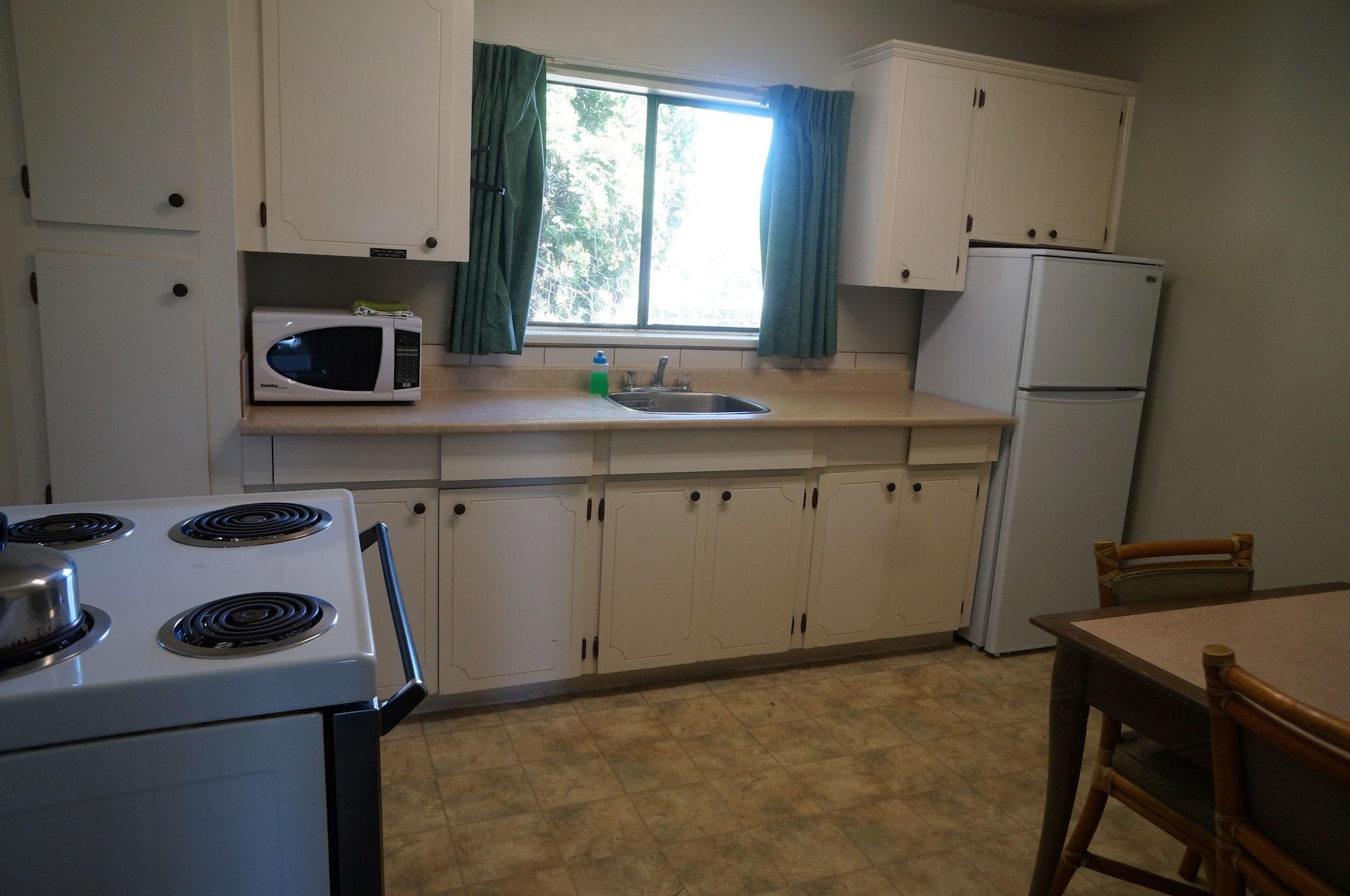 לאנגלי Westward Inn & Suites מראה חיצוני תמונה